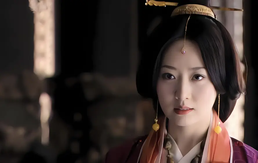 2k古装壁纸-头饰 - 汉服-白冰「哲风壁纸」 2k古装壁纸-头饰 - 汉服-白冰「哲风壁纸」