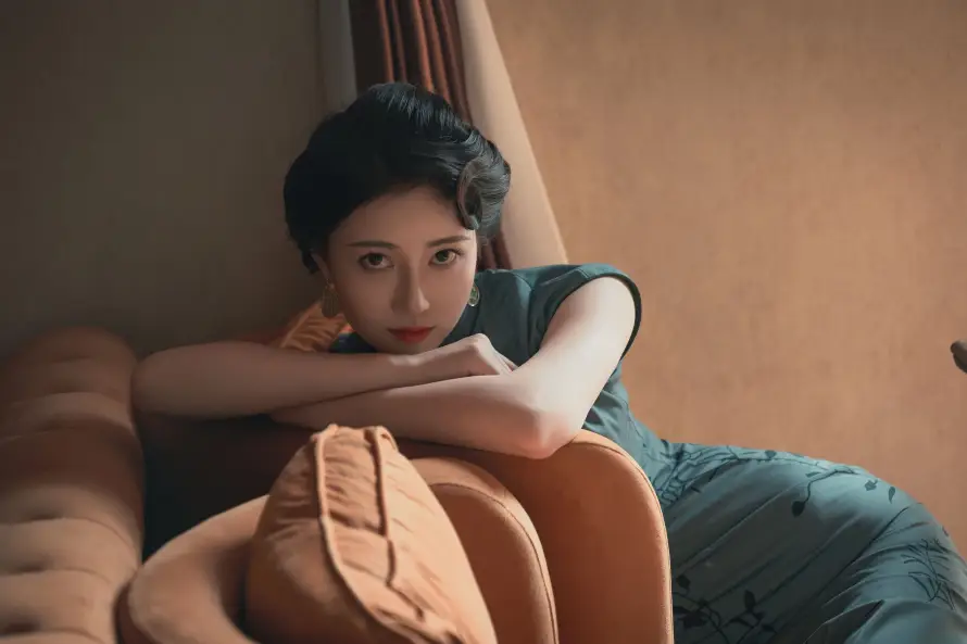 3k优雅壁纸-卷发 - 复古-女性「哲风壁纸」