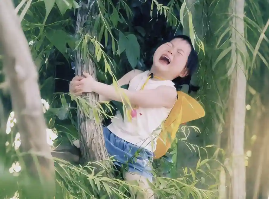 2k儿童壁纸-户外 - 林间-柳树「哲风壁纸」