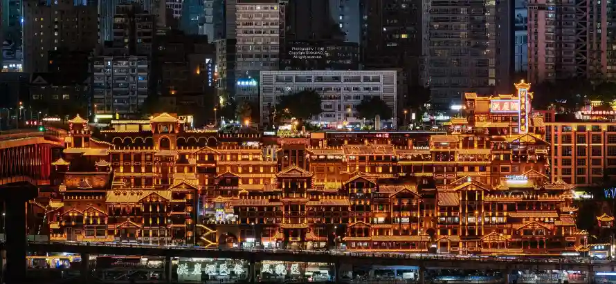 4k夜景壁纸-山城 - 暖光-灯光「哲风壁纸」