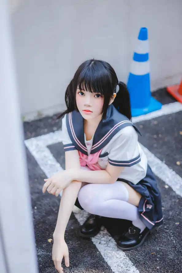 4kjk壁纸 - 女生 - 白丝 - 蹲姿「哲风壁纸」