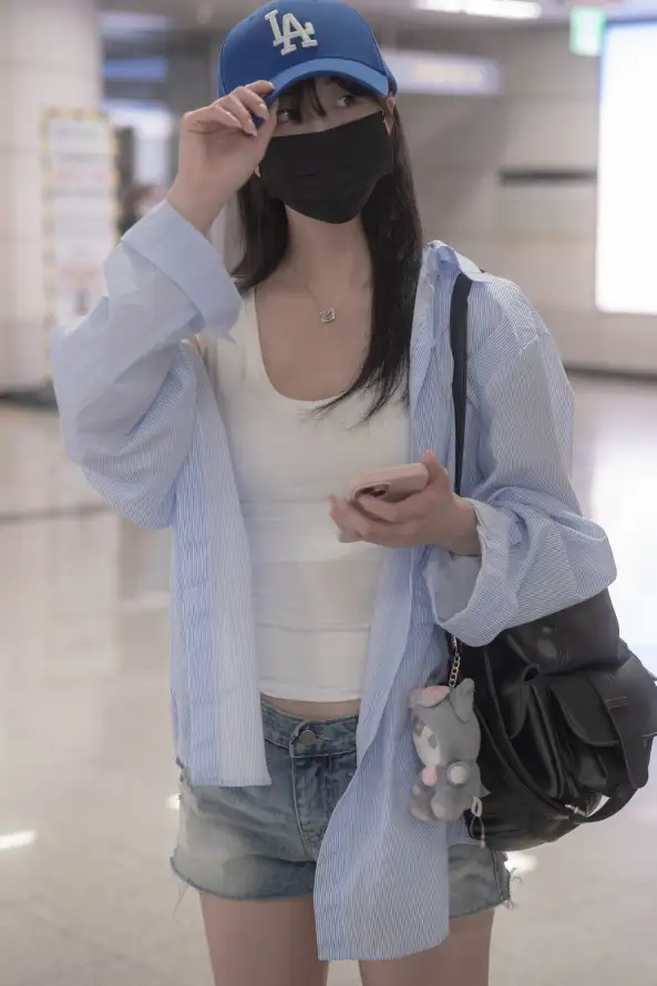 4k女生壁纸 - 室内 - 手机 - 穿搭「哲风壁纸」