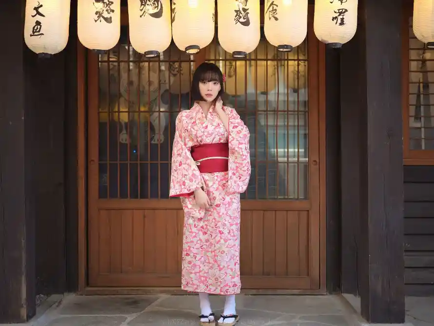 2k写真壁纸-和服 - 少女-木门「哲风壁纸」