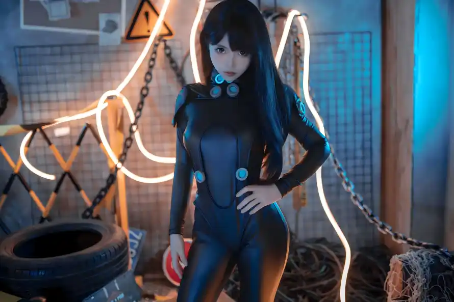 5k美女壁纸-轮胎 - 链条-cos「哲风壁纸」