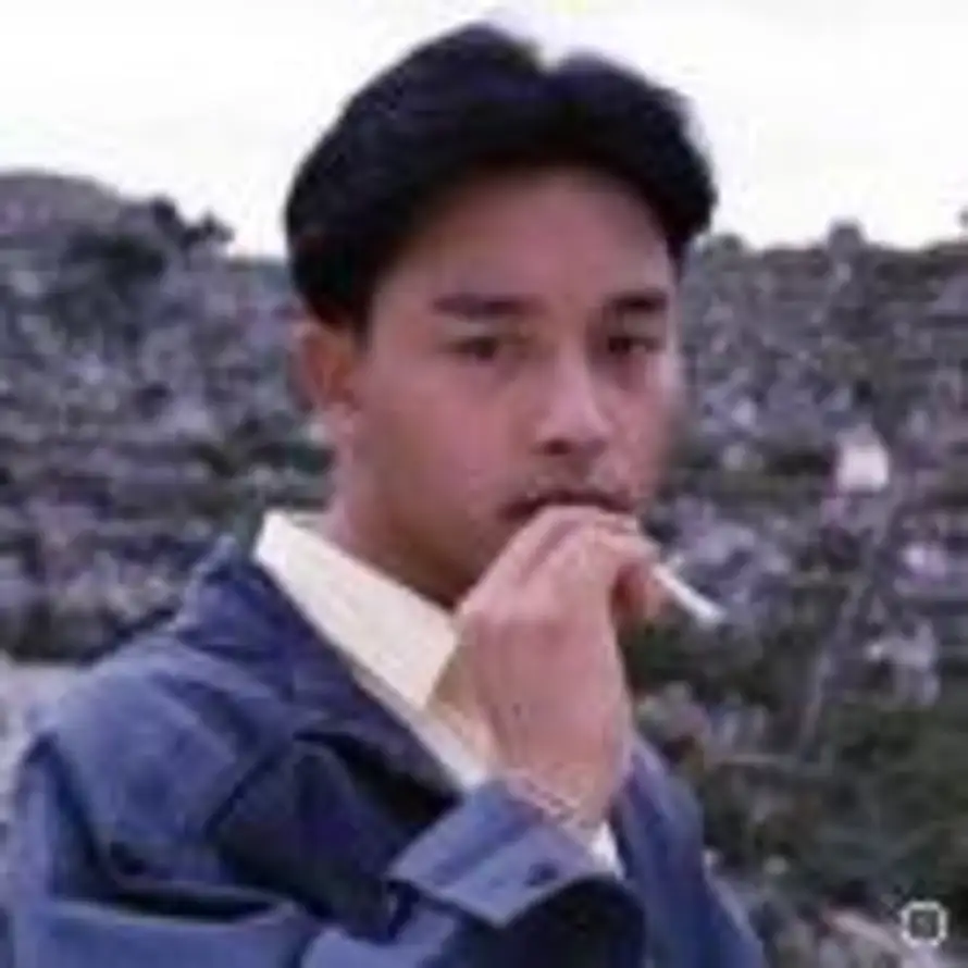 H的头像