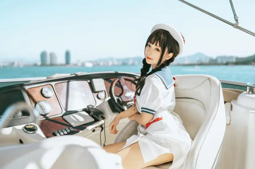 2k制服壁纸-大海 - 少女-海景「哲风壁纸」