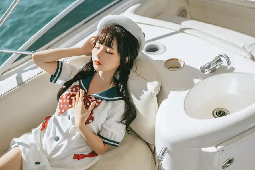 2k可爱壁纸-女孩 - 帽子-日系「哲风壁纸」 2k可爱壁纸-女孩 - 帽子-日系「哲风壁纸」