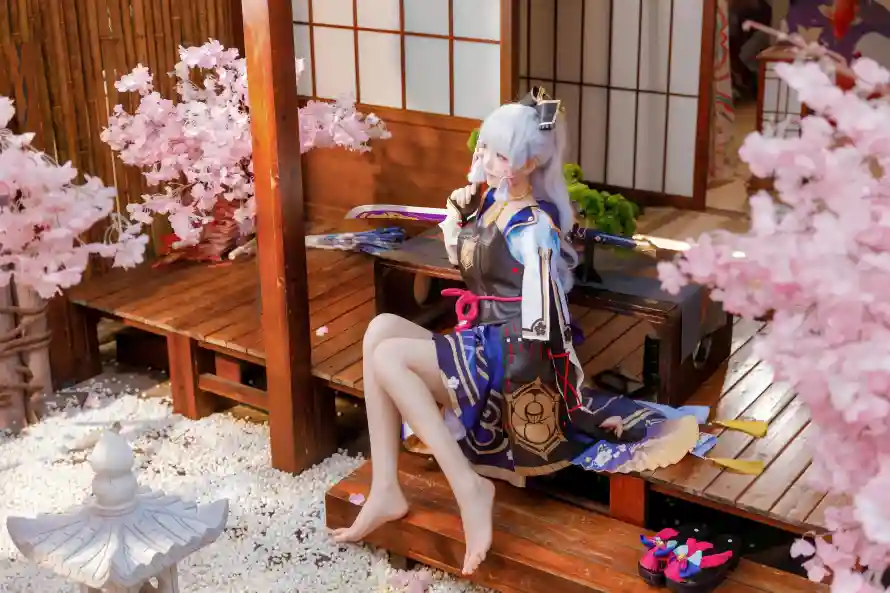 8k和服壁纸-木屐 - 樱花-美女「哲风壁纸」