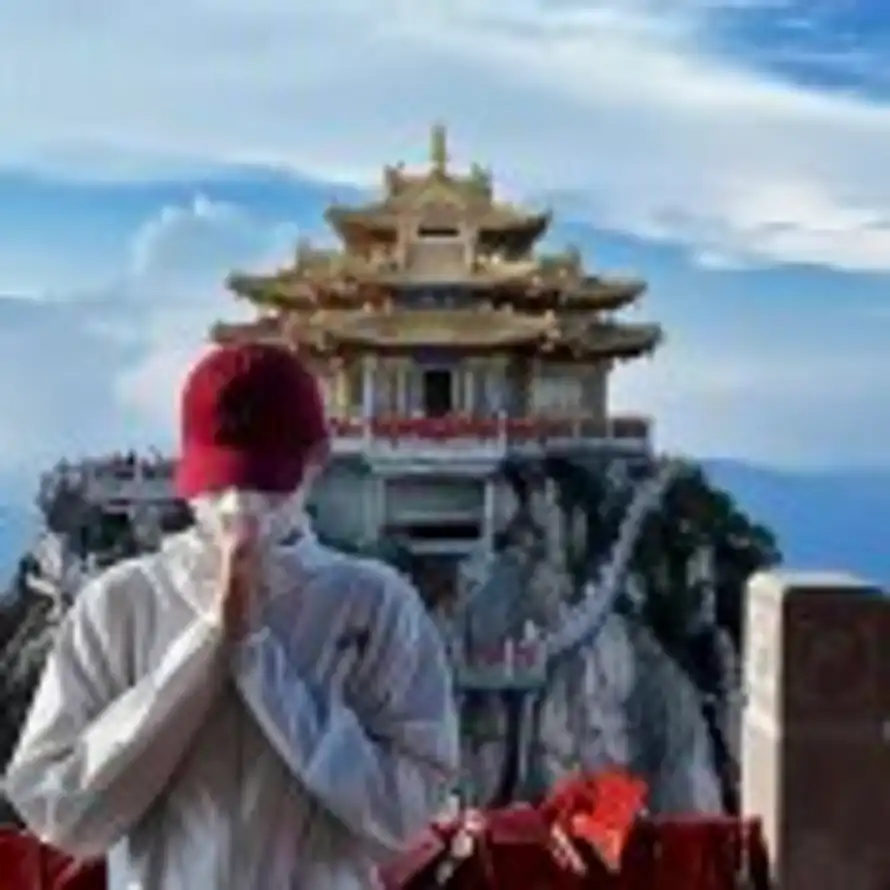 H.的头像