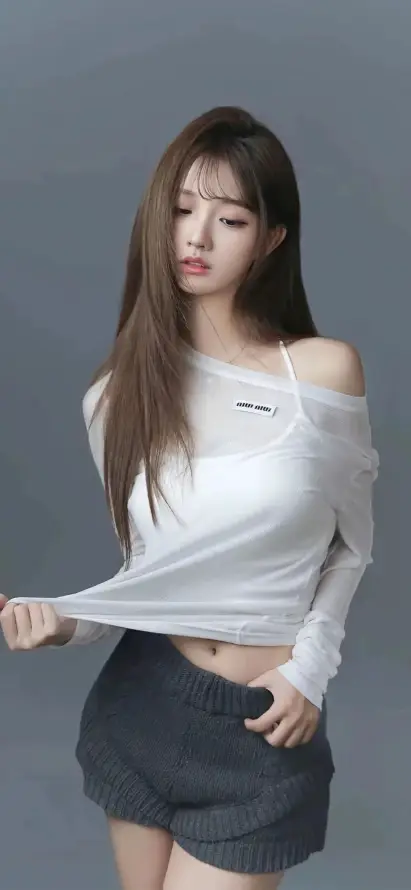 4k红唇壁纸 - 美女 - 长发 - Ios「哲风壁纸」