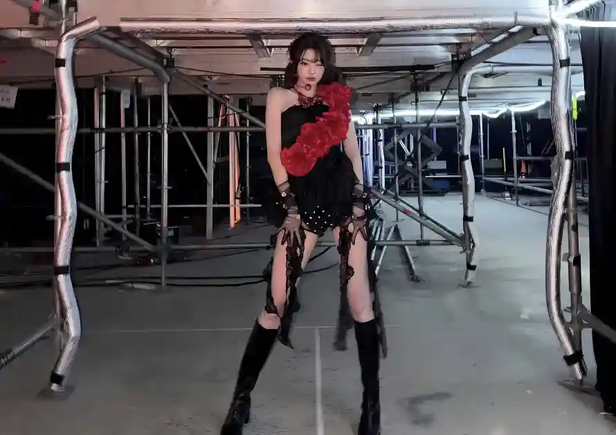 3k性感壁纸-潮流 - 灯光-美女「哲风壁纸」