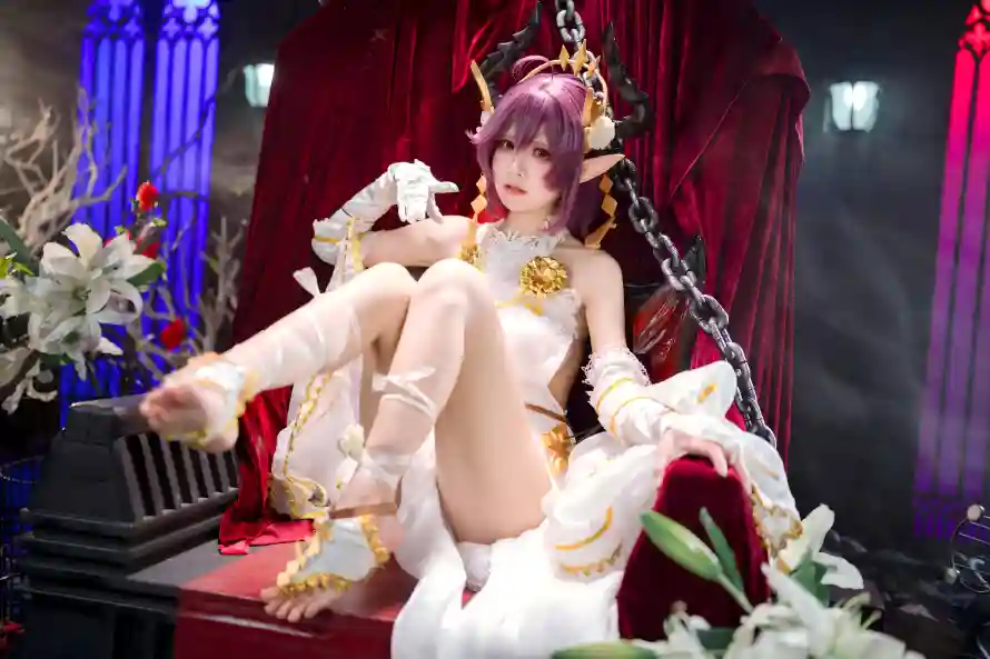 8k性感壁纸-美女 - 链条-cos「哲风壁纸」
