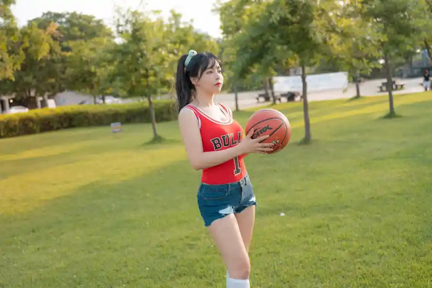 2k少女壁纸-户外 - 活力-篮球「哲风壁纸」