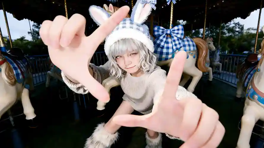5k俏皮壁纸-少女 - 兔耳帽-毛绒靴「哲风壁纸」
