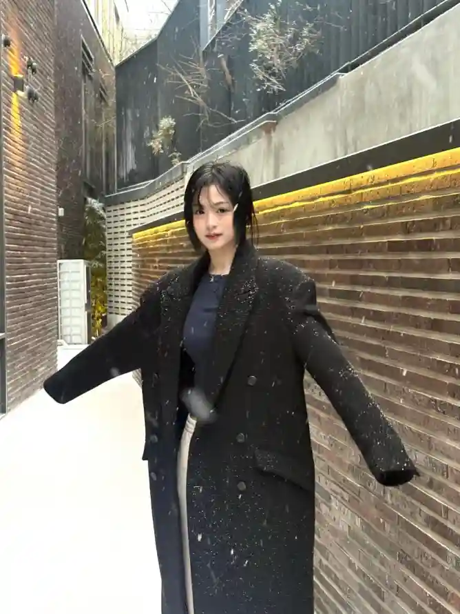4k下雪壁纸 - 冬日 - 小巷 - 建筑「哲风壁纸」