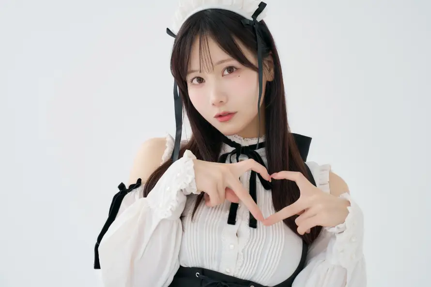 4k少女壁纸-比心 - 清纯-甜妹「哲风壁纸」