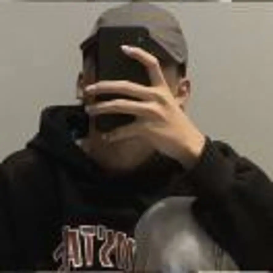 ௸྄ིོུ劉คิดถ的头像