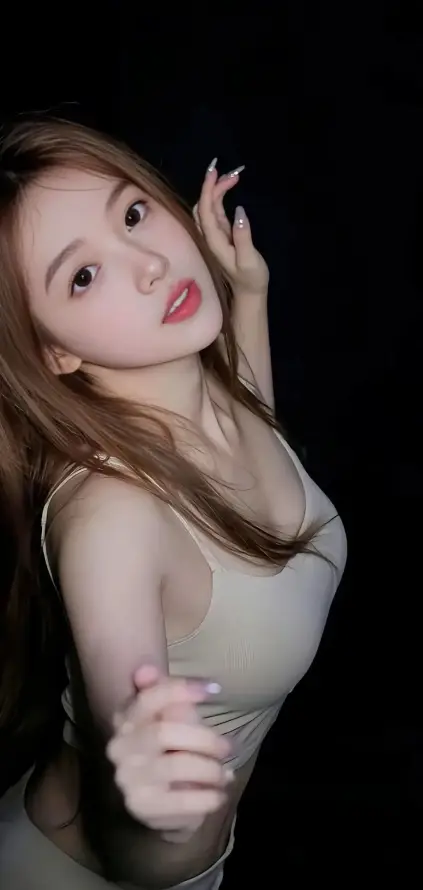4k性感壁纸 - 棕发 - 红唇 - 美女「哲风壁纸」