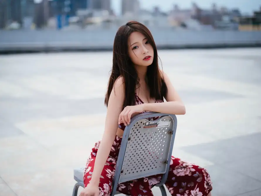 3k人像壁纸-外景 - 天台-少女「哲风壁纸」