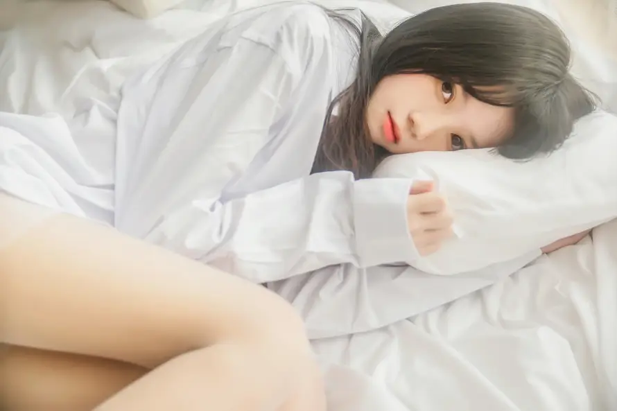 6k卧室壁纸-可爱 - 少女-居家「哲风壁纸」