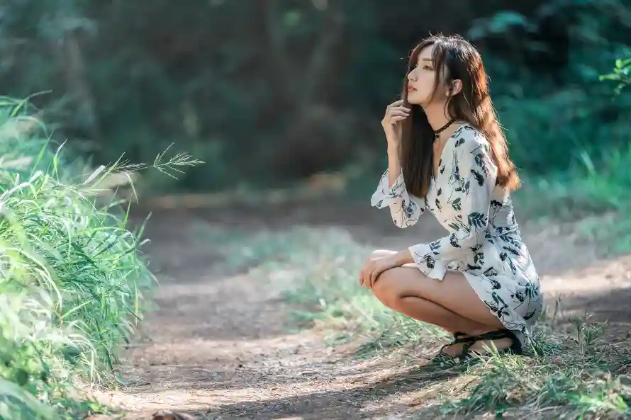 4k人像壁纸-少女 - 户外-早晨「哲风壁纸」