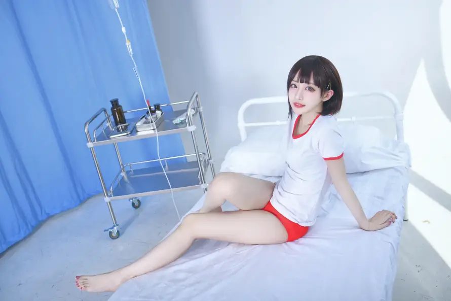 4k写真壁纸-少女 - 病床-病房「哲风壁纸」