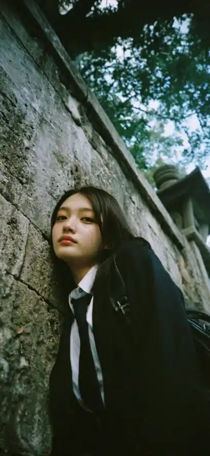 4kjk壁纸 - 制服 - 户外 - 文艺「哲风壁纸」