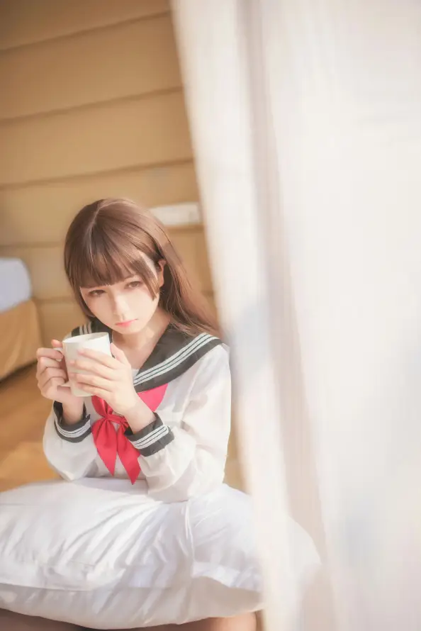 4kjk壁纸 - 室内 - 少女 - 棕发「哲风壁纸」