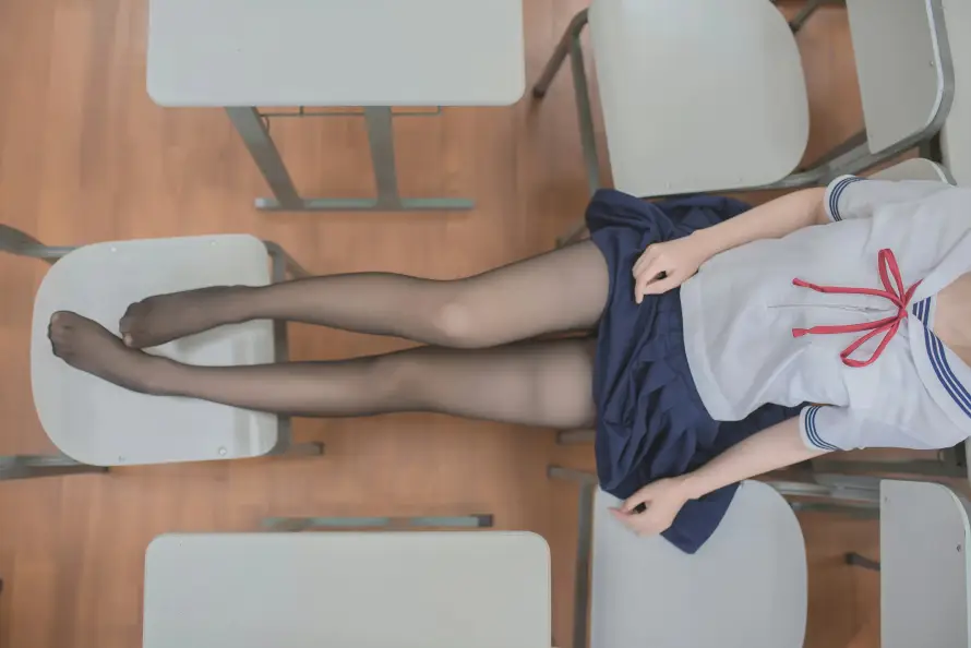 6k制服壁纸-jk - 少女-教室「哲风壁纸」