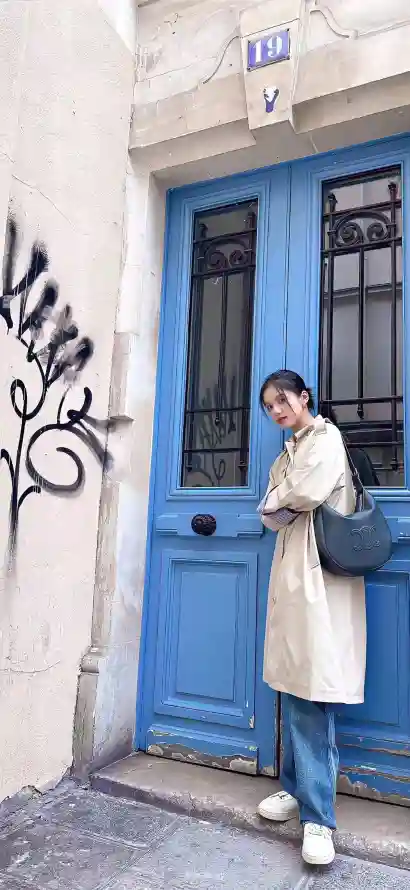 4k涂鸦壁纸 - 美女 - 街头 - 街拍「哲风壁纸」