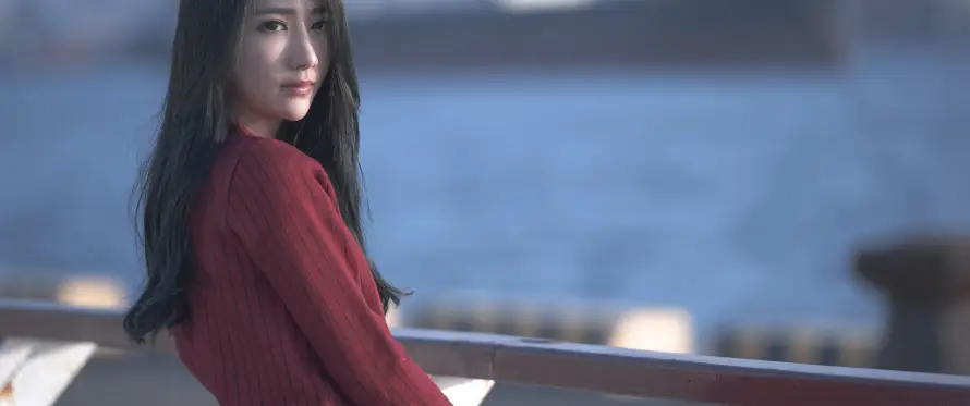 3k一样壁纸-回眸 - 女性-户外「哲风壁纸」