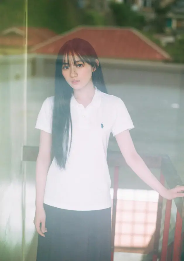 4k人像壁纸 - 女性 - 店铺 - 玻璃「哲风壁纸」