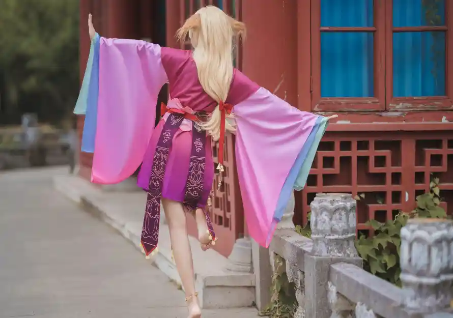 6k古装壁纸-广袖 - 庭院-狐耳「哲风壁纸」