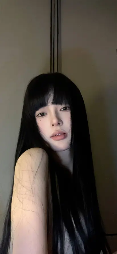 4k人像壁纸 - 室内 - 居家 - 美女「哲风壁纸」