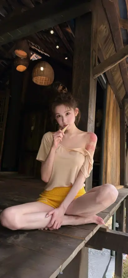 4k休闲壁纸 - 室内 - 暖光 - 美女「哲风壁纸」