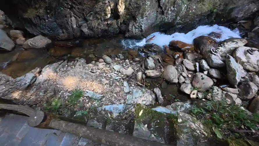 4k岩石壁纸-水景 - 水洼-溪流「哲风壁纸」