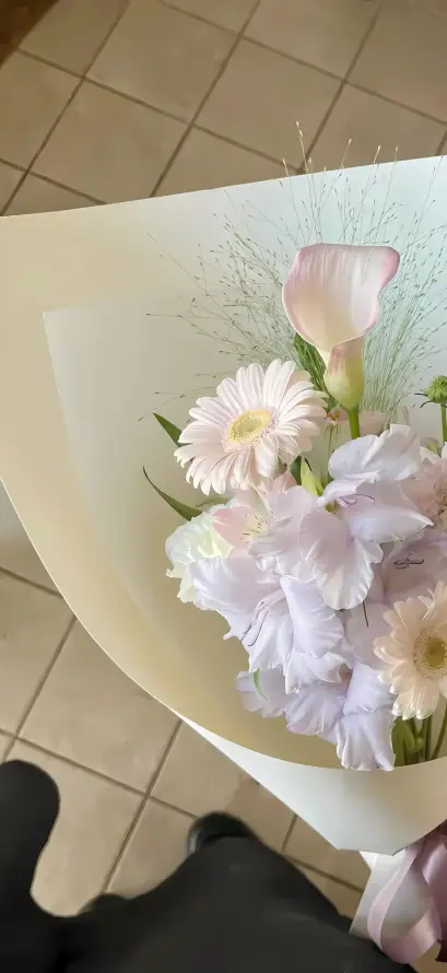 4k治愈壁纸 - 清新 - 白色 - 花束「哲风壁纸」