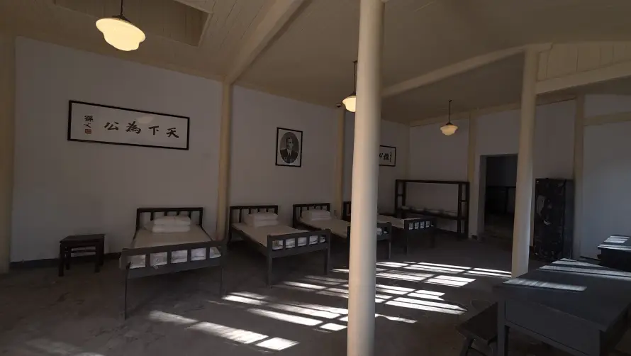 4k光影壁纸-吊灯 - 室内-白墙「哲风壁纸」