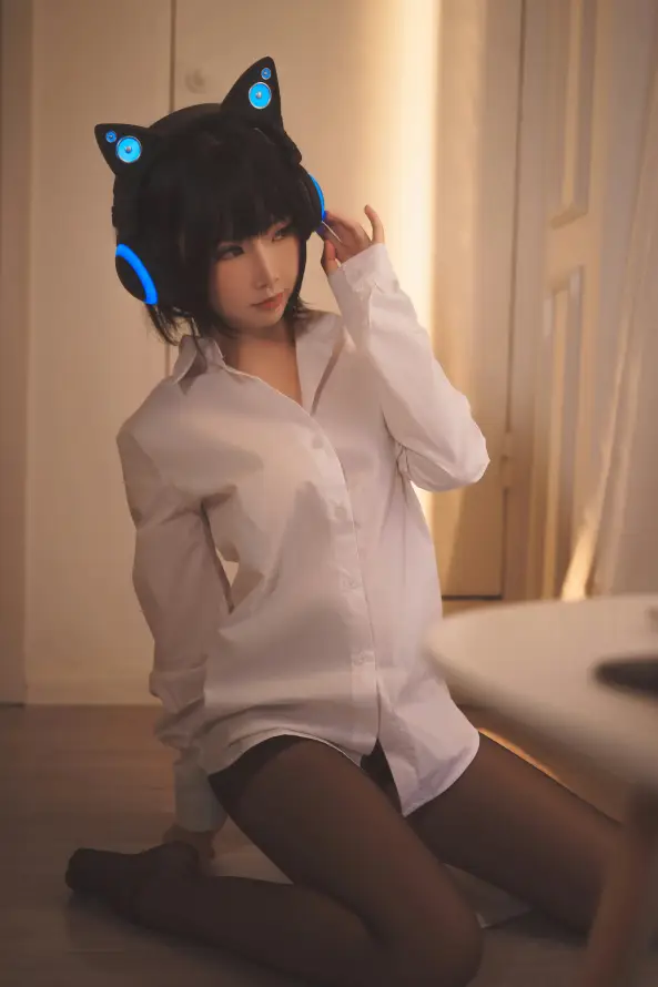 4k写真壁纸 - 室内 - 少女 - 居家「哲风壁纸」