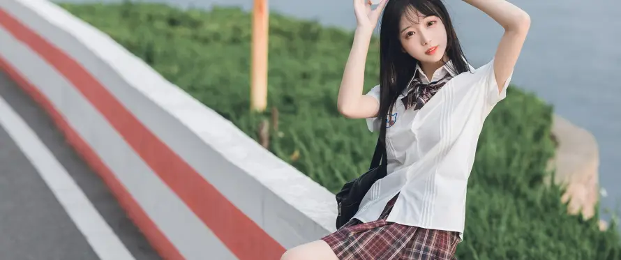 3k24壁纸-公路 - 少女-户外「哲风壁纸」