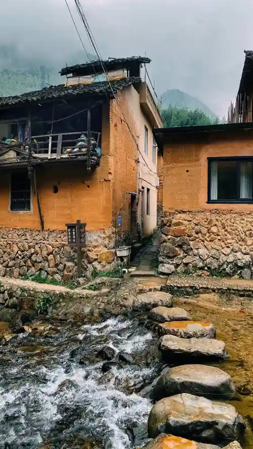 4k乡村壁纸 - 山野 - 民居 - 溪水「哲风壁纸」