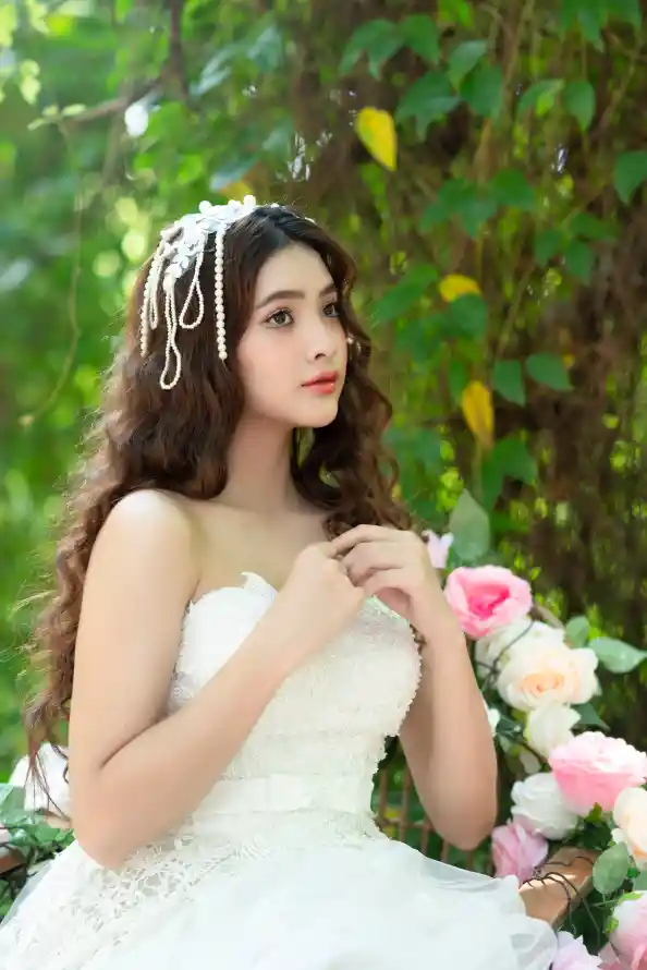 4k写真壁纸 - 卷发 - 头饰 - 婚纱「哲风壁纸」