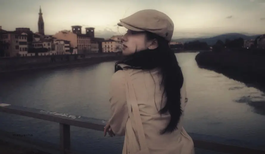 2k侧脸壁纸-围巾 - 河畔-美女「哲风壁纸」