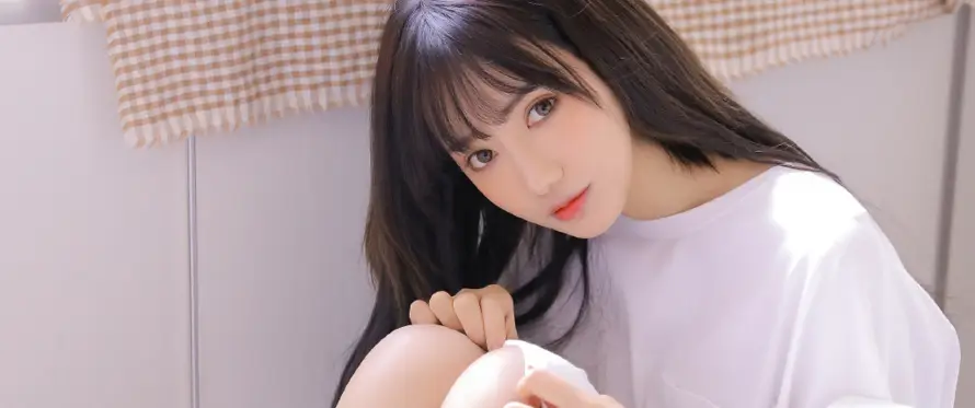 4k89壁纸 - 女生 - 室内 - 居家「哲风壁纸」 4k89壁纸 - 女生 - 室内 - 居家「哲风壁纸」