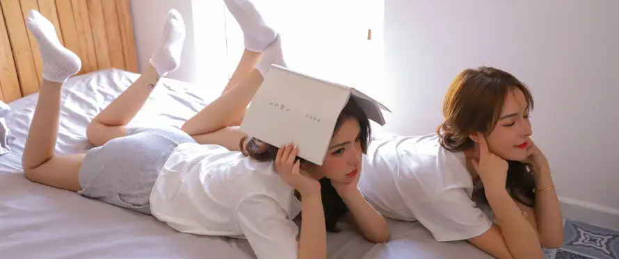 3k休闲壁纸-床 - 卧室-少女「哲风壁纸」