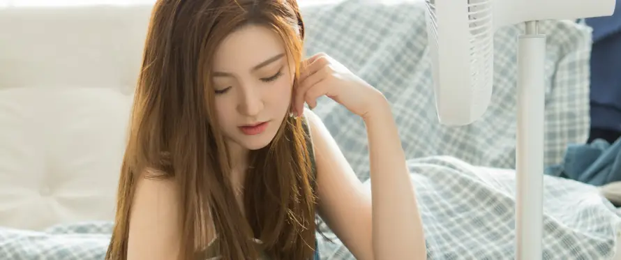 3k57壁纸-卧室 - 吊带-少女「哲风壁纸」