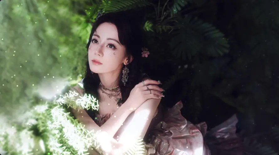2k光影壁纸-写真 - 卷发-森系「哲风壁纸」