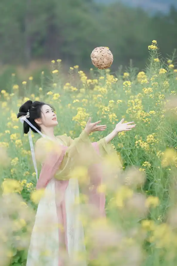 4k发簪壁纸 - 发髻 - 古风 - 户外「哲风壁纸」