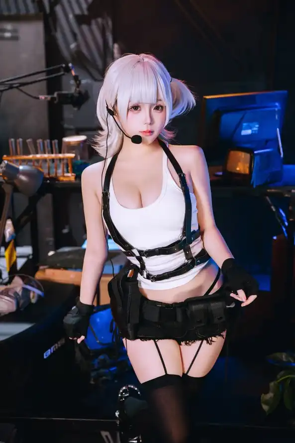 4k少女壁纸 - 性感 - 手套 - 耳麦「哲风壁纸」
