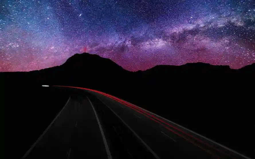 4k公路壁纸-夜景 - 夜空-山脉「哲风壁纸」